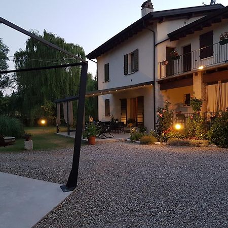 L'Isolo B&B E Case Vacanza Monzambano Exterior photo