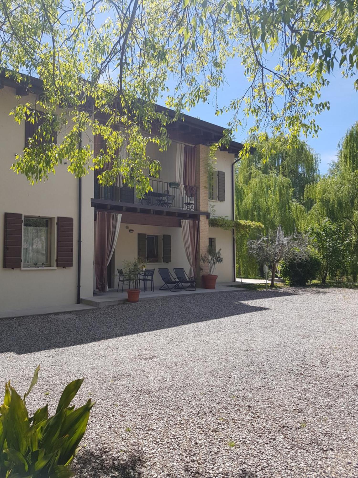 L'Isolo B&B E Case Vacanza Monzambano Exterior photo