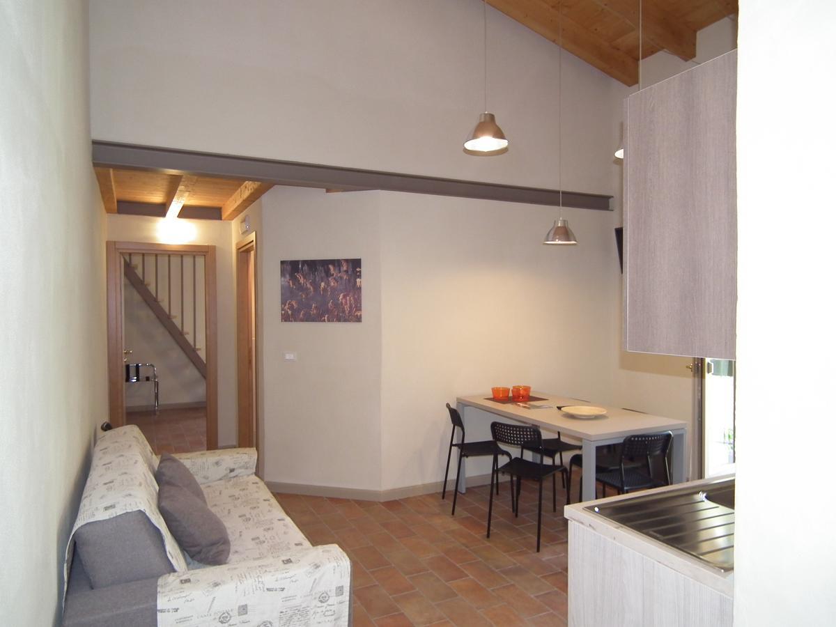 L'Isolo B&B E Case Vacanza Monzambano Exterior photo