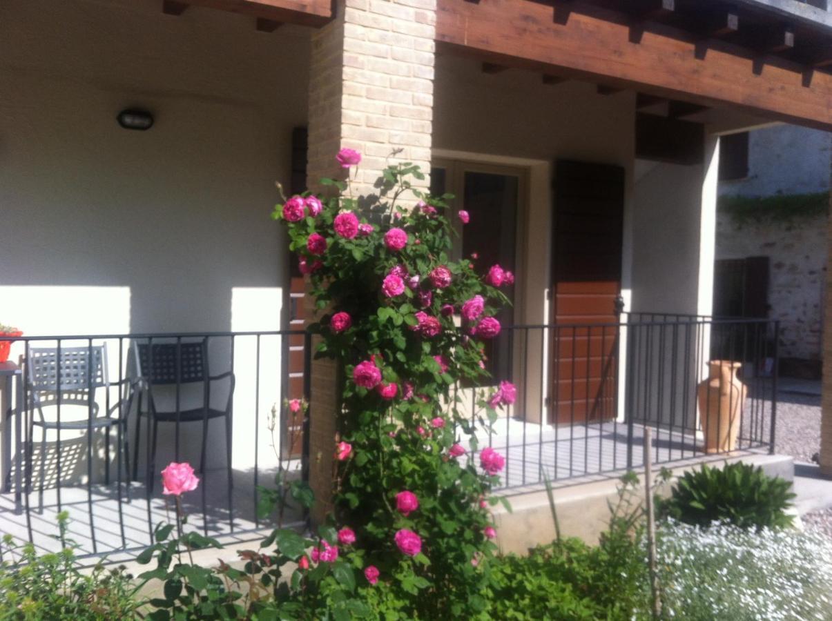 L'Isolo B&B E Case Vacanza Monzambano Exterior photo